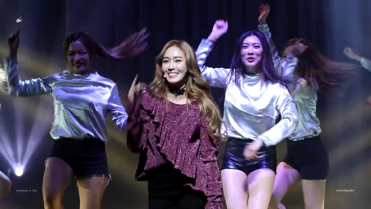 161213 Jessica - Celebrate @ Wonderland Showcase
