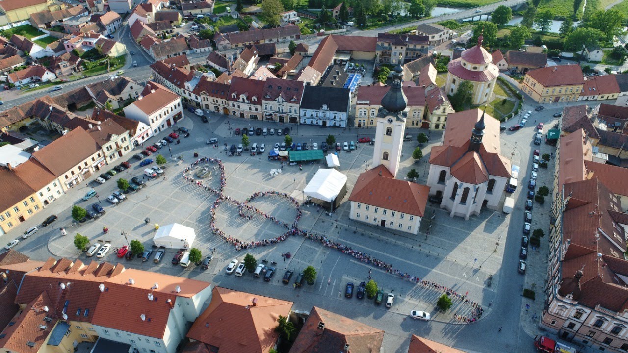 Bach TV ponděl&iacute; 18.5.2020 od 18.00 - host Mgr. Jan Rada (učitel ZU&Scaron;)