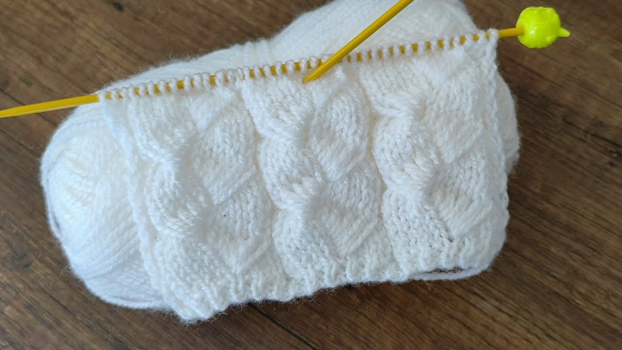 İki şişle muhteşem örgü modeli - Wonderful knitting sweater model - Sahte Saç Örgüsü