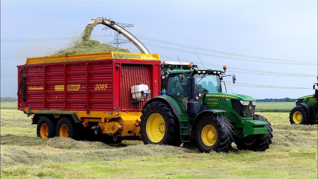 Gras hakselen met Claas Jaguar 940. Loonbedrijf: Entjes B.V. Slochteren.