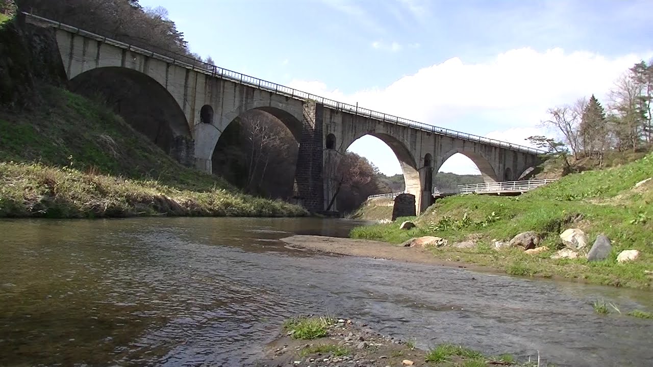 ４月の岩手路（道の駅車中泊の旅） ④　国道２８３号 ～ 岩根橋 ～ 道の駅みやもり（めがね橋）　2015年4月15日