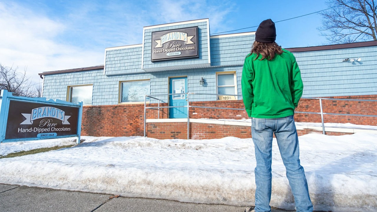 26 Year Old is Restoring an 80 Year Old Candy Shop!