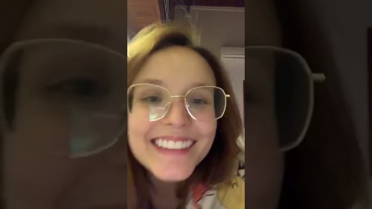 Larissa Manoela | Instagram Live Stream | May 09, 2020
