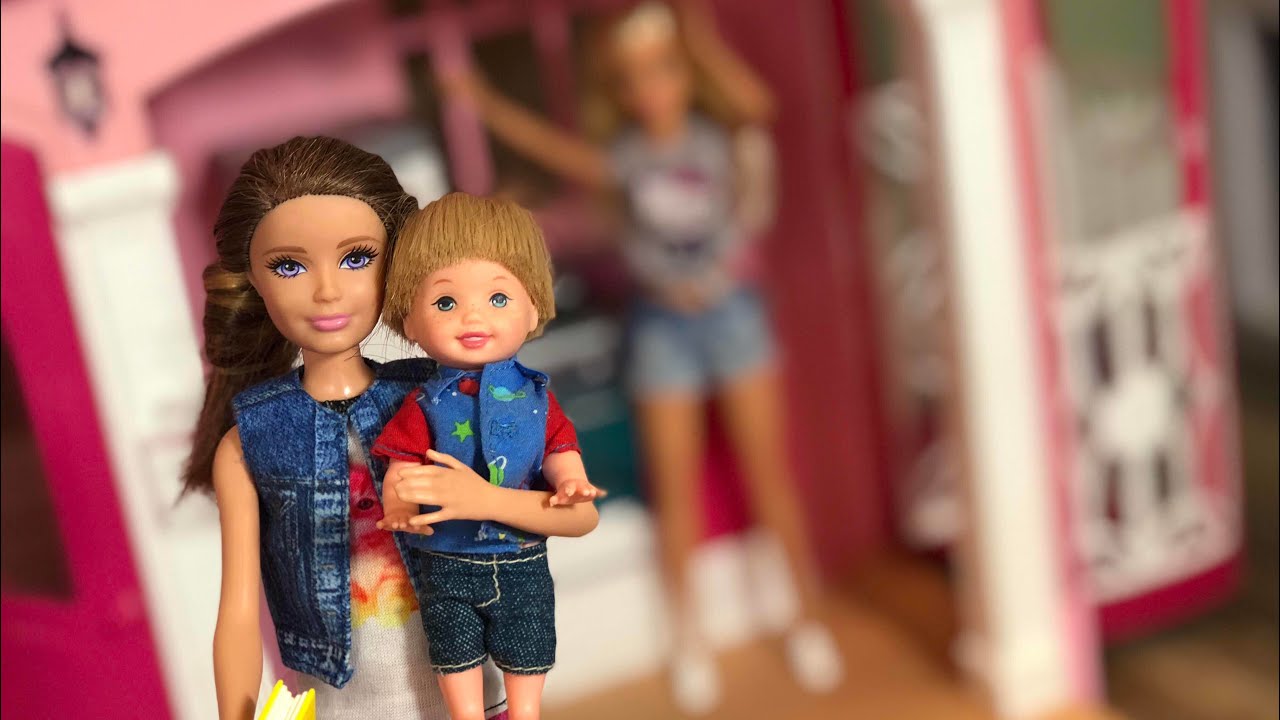 Barbie- My Baby Sister The Babysitter