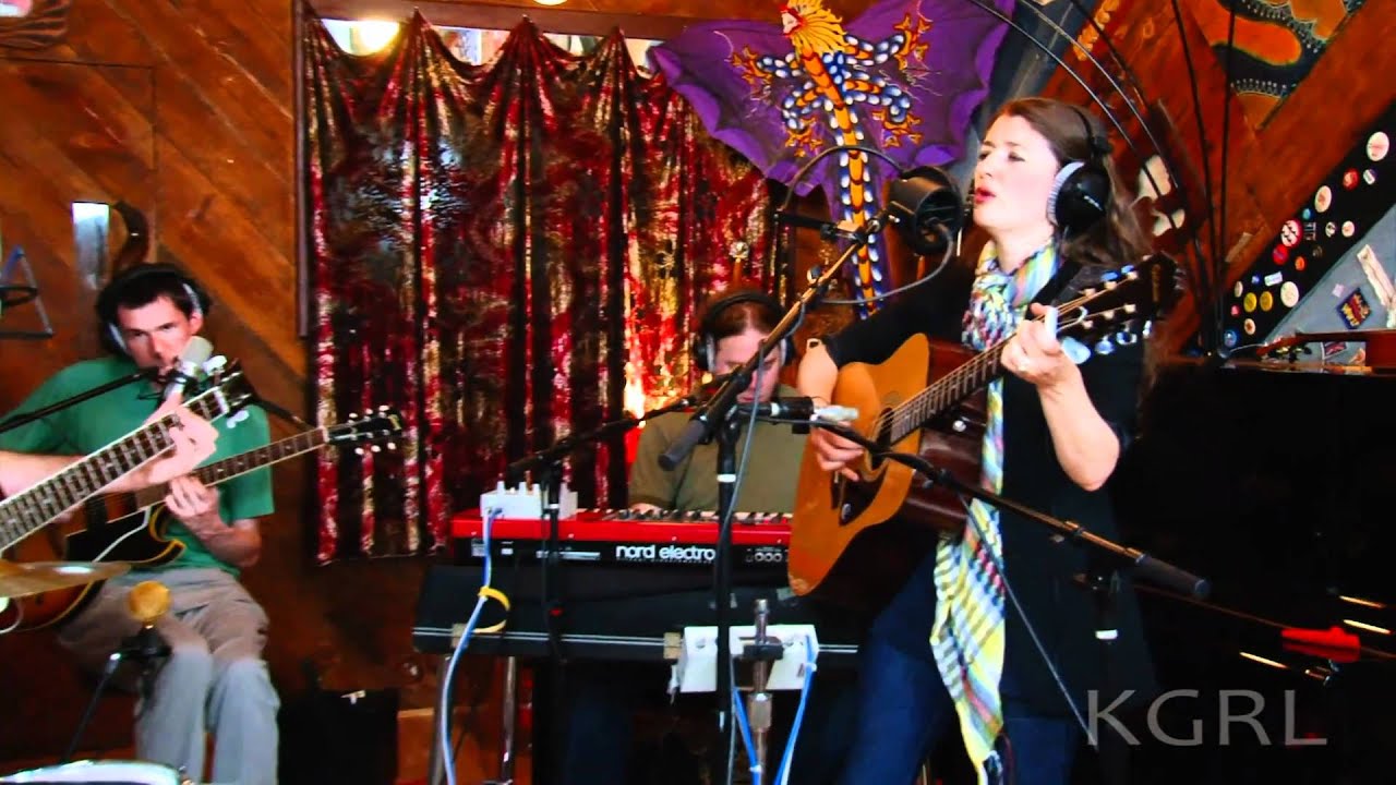 Clare And The Reasons - Ooh You Hurt Me So (KGRL FPA Live Session) 1080p HD