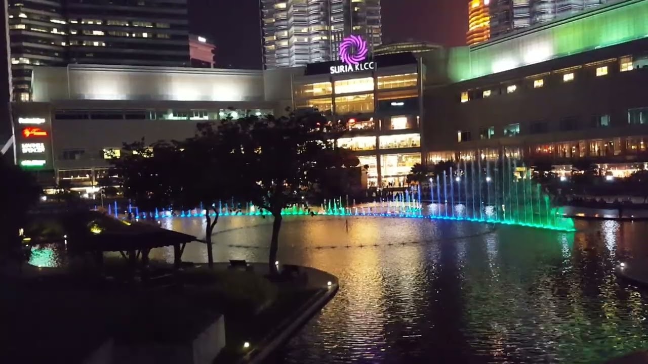 Espectáculo acuático del Lago sinfónico. K.L. Malasia. Parte 5