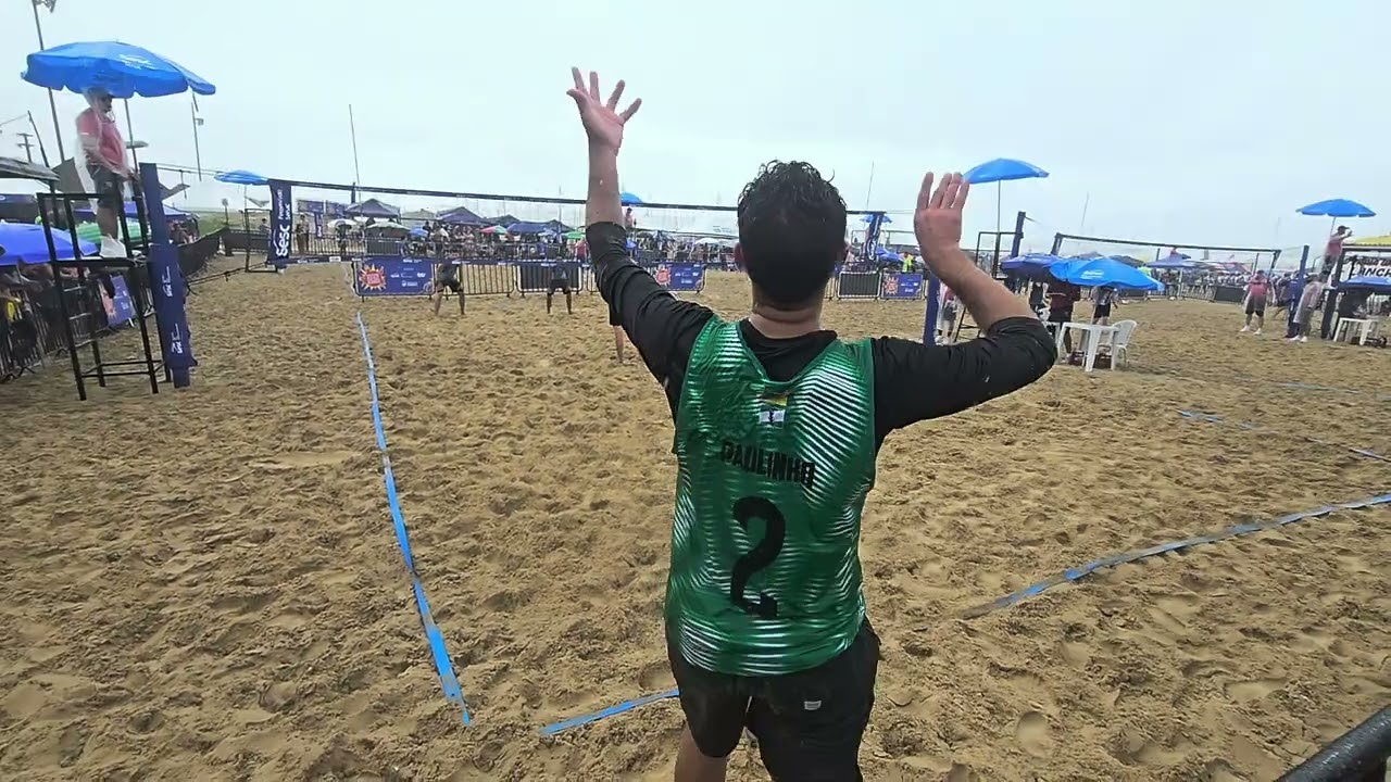 Circuito Sesc-Final Estadual 2026 Vôlei de Praia. Fase Quartas Toni e Lucão 21x09 Paulinho e Eduardo