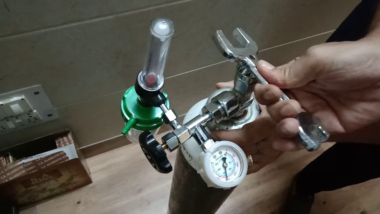 HOW TO USE OXYGEN CYLINDER ||