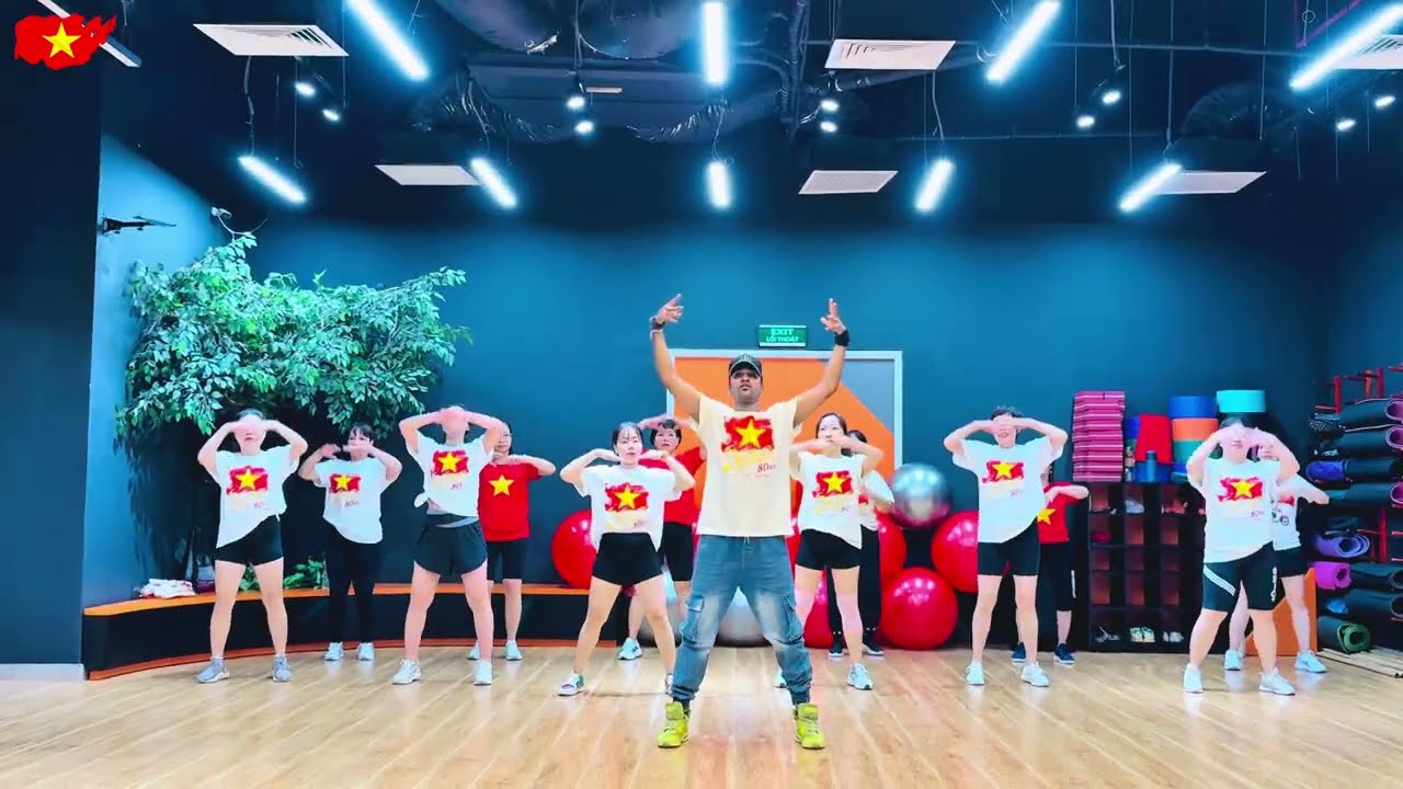 TIỀN LÊN VIỆT NAM OI - Sơn Tùng M-TP | Zumba Dance Choreography 2/9 vietnam 🇻🇳 