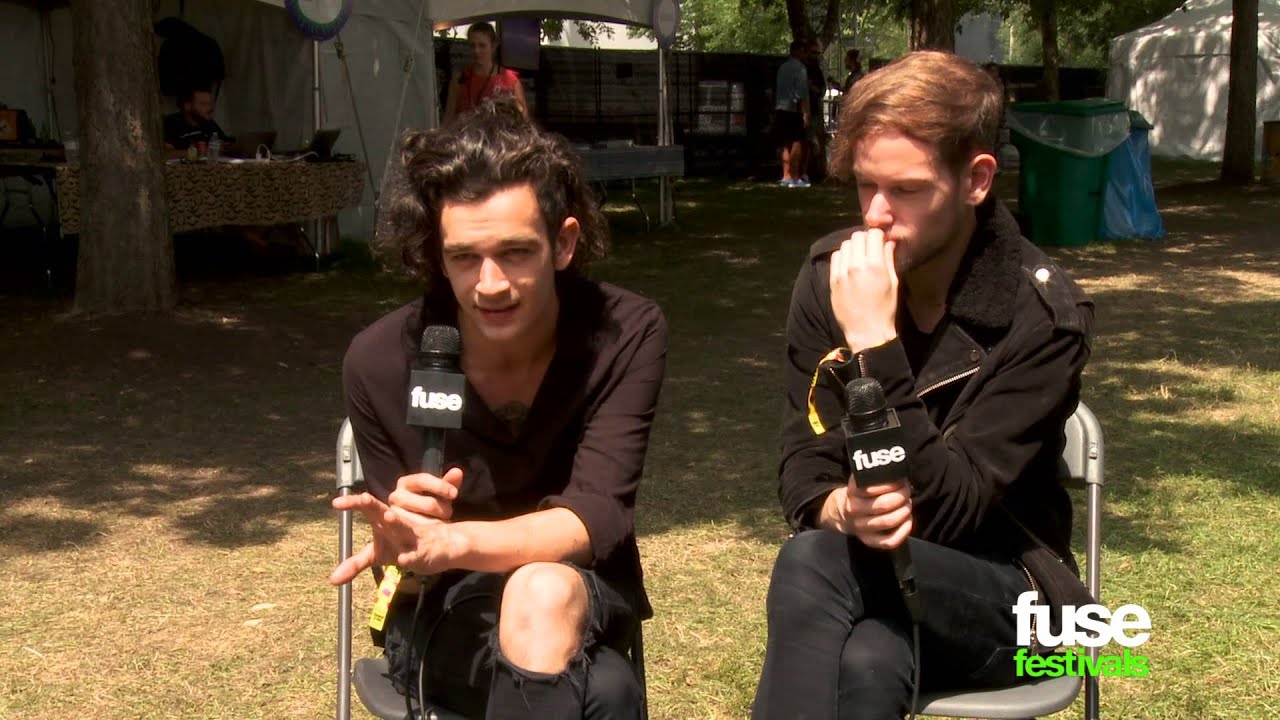 The 1975 Found Inspiration In a Karaoke Mic - Lollapalooza 2014