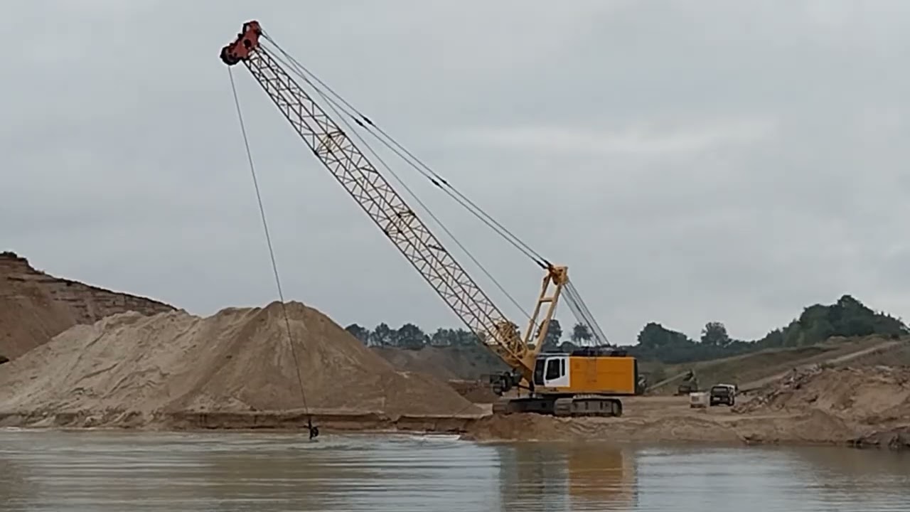 Liebherr HS 873 HD Dragline