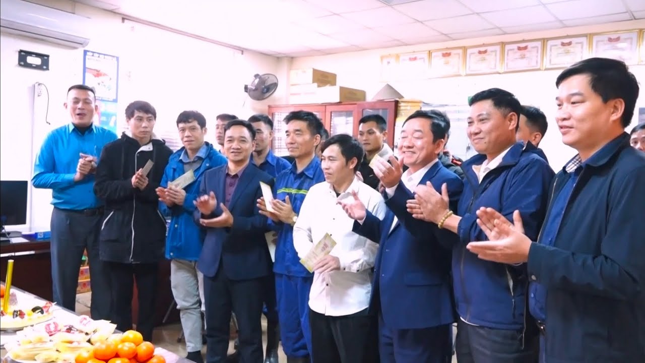 Chăm lo từ những điều giản dị: Than Núi Béo tổ chức sinh nhật cho công nhân