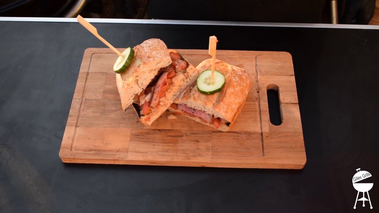 Sommer Sandwich mit Rumpsteakstreifen