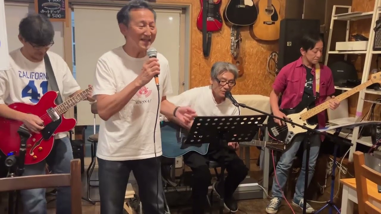 Hotel California / EAGLES   cover TAKE3