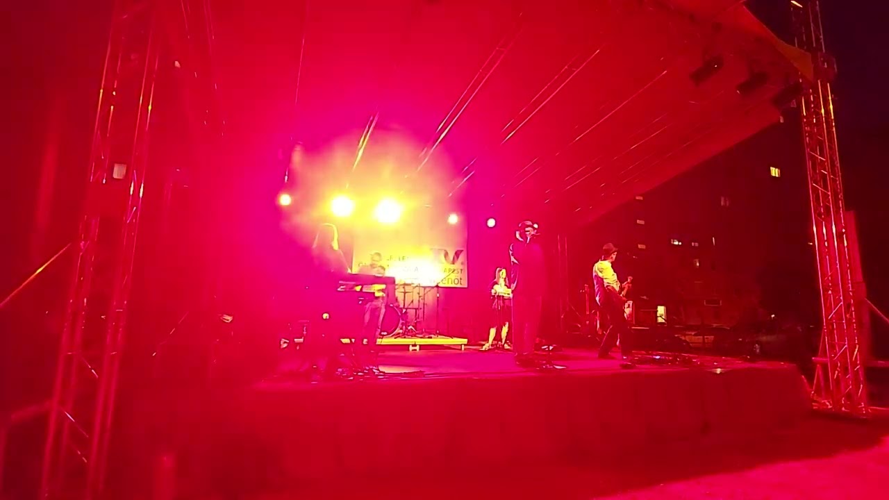 sziámi - kicsi kicsiszolt kő