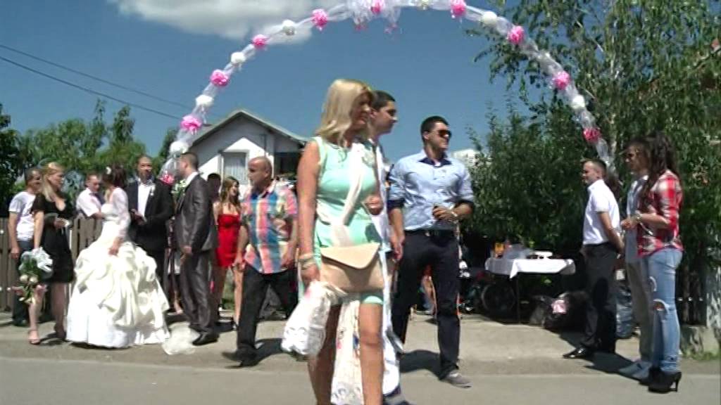 Svadba Dragane i Marka Rodic Jun 2013. Uzicko kolo Slavuji