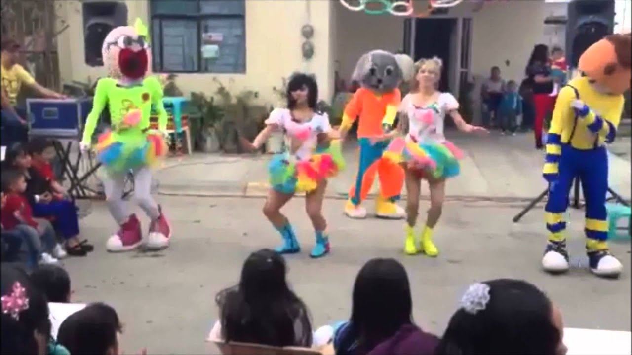 la muñequita bombon.