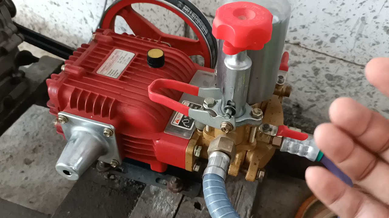 Usaha cuci motor di pedesaan harus yang murah bagus dan kinclong intip