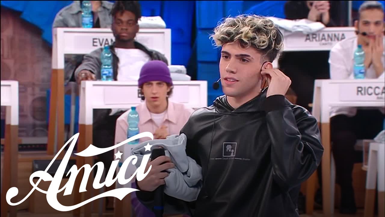 Amici 20 - Aka7even - Yellow