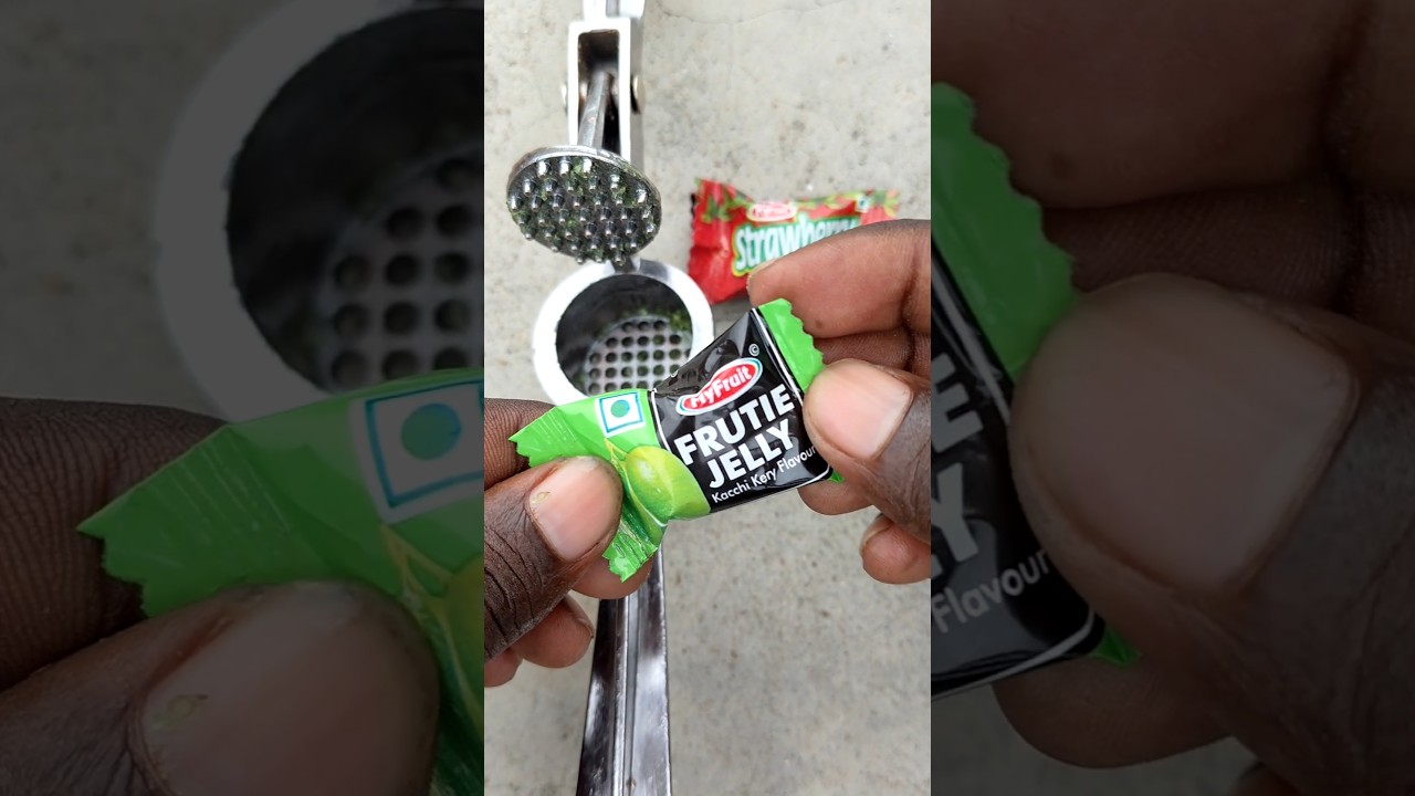 frutie jelly and strawberry #frutie jelly #strawberry #candy #chocolate #unpacking