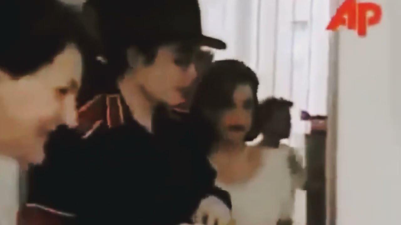 All I ask HD: Michael Jackson ft. Lisa Marie Presley By: Adele ft. Bruno Mars