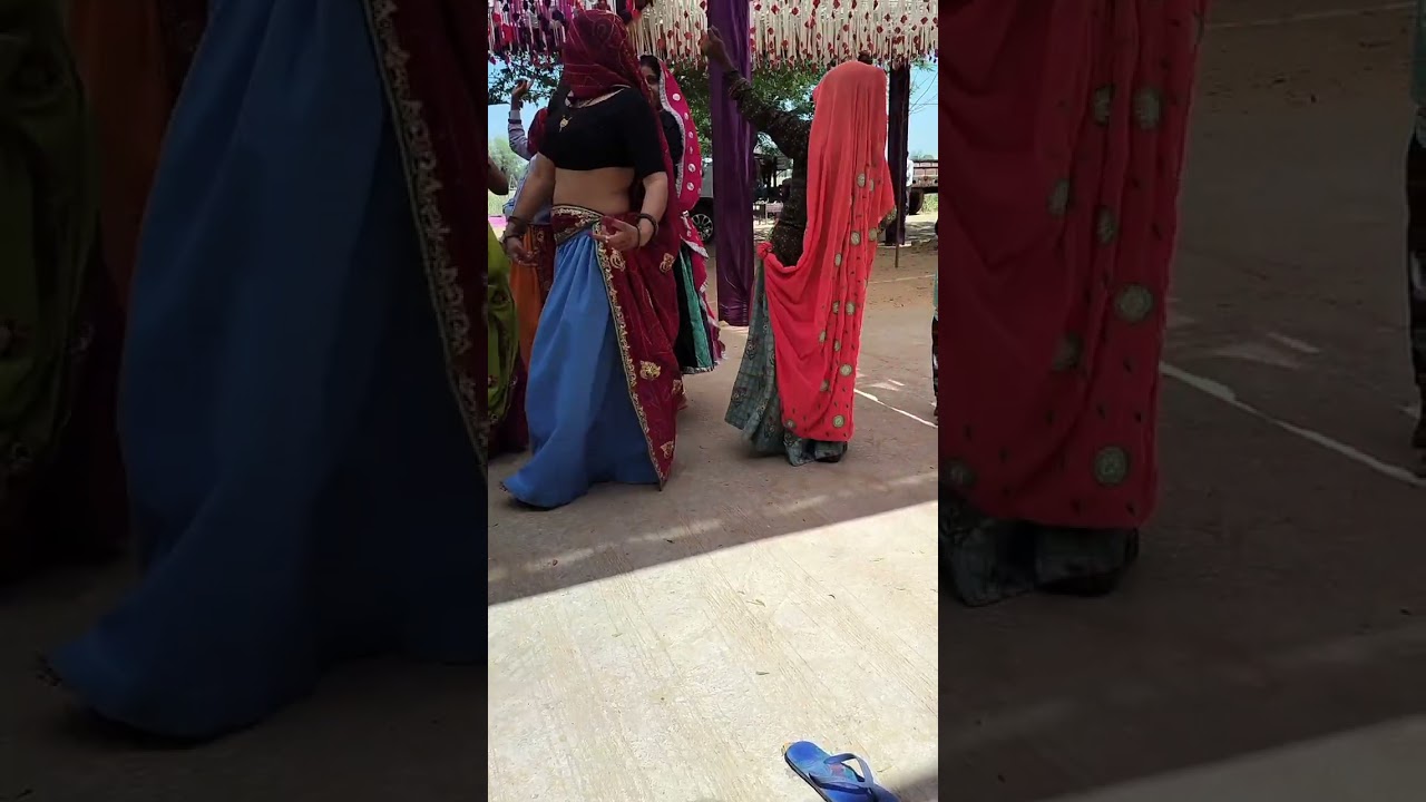 गोदी लेले छोटा देवरिया 👍🙏#comedy #comdeyclub #comedyshorts #viralvideo #rajsthanisong #comedylady 