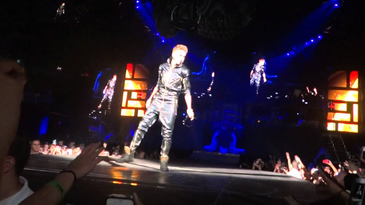 Justin Bieber  - All Around the World in Glendale, AZ 9/29/12