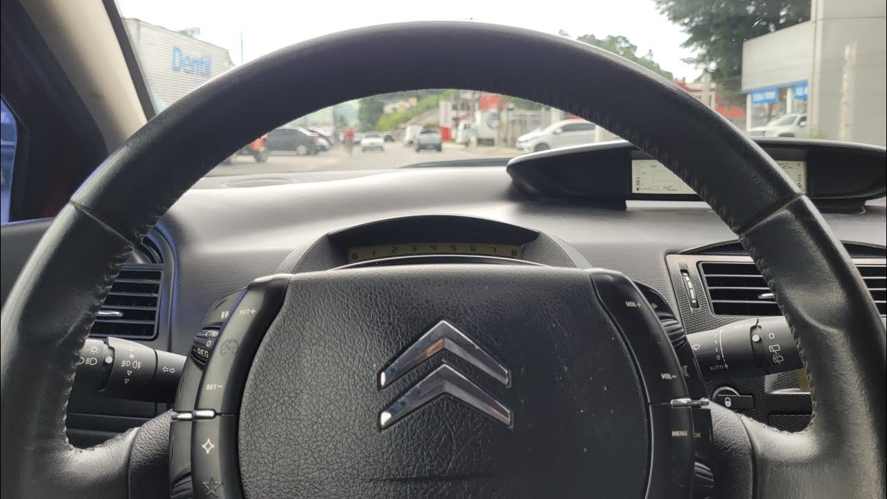 CITROEN C4 VTR 2.0 COMPREI UMA LASANHA