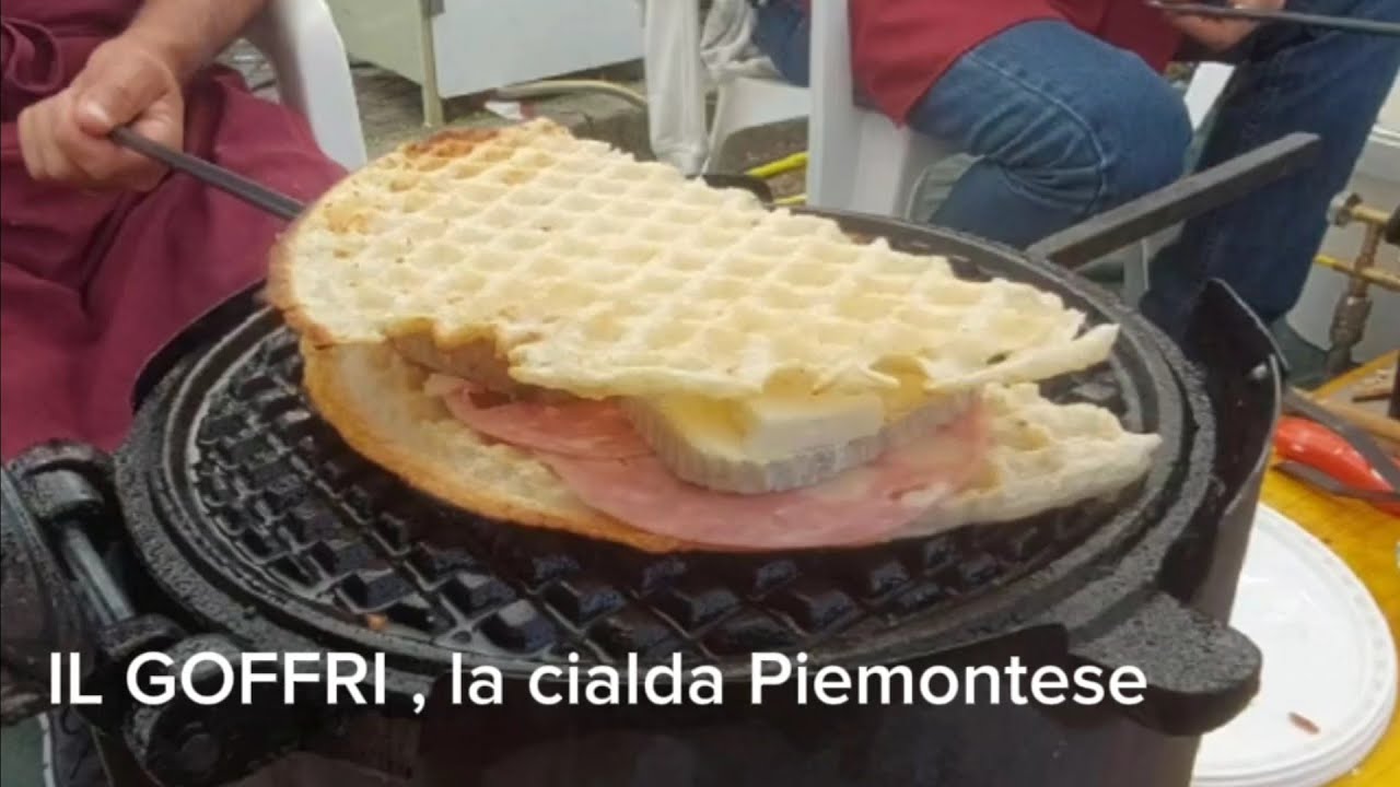 Preparazione del Goffri Piemontese 🥞 una cialda Speciale