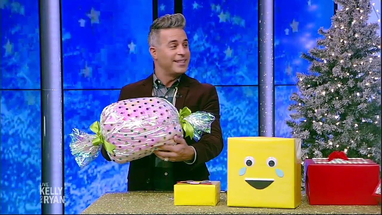 Celebrate and Save: Elevate Your Gift Wrapping with Michael Russo
