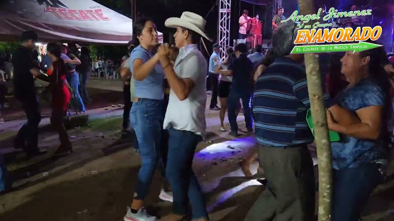 GRUPO ENAMORADO DE ANGEL JIMENEZ EN VIVO -CUMBIA WUARAREÑA .