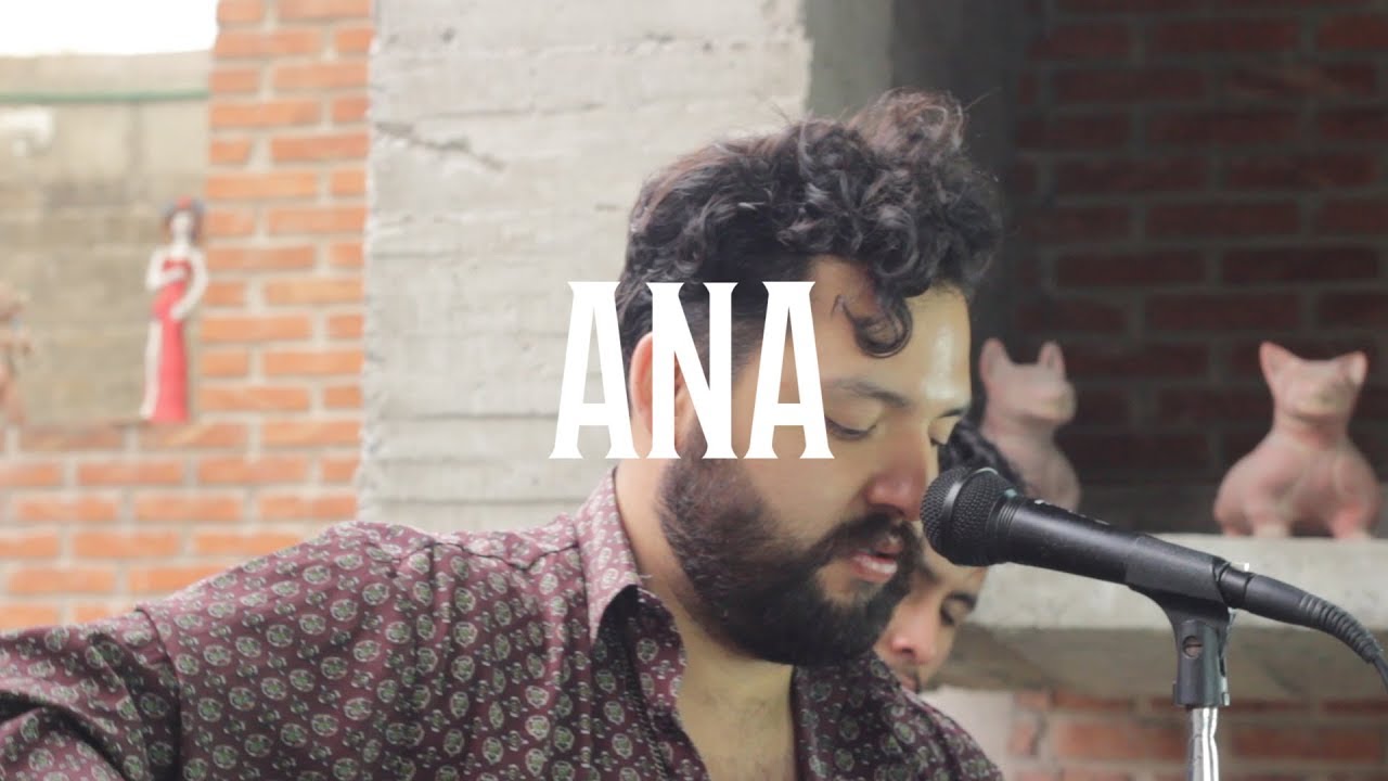 Ana - Caliber Killer en Ac&uacute;stico por La Real Escena Emergente by DEMS (noviembre, 2018).