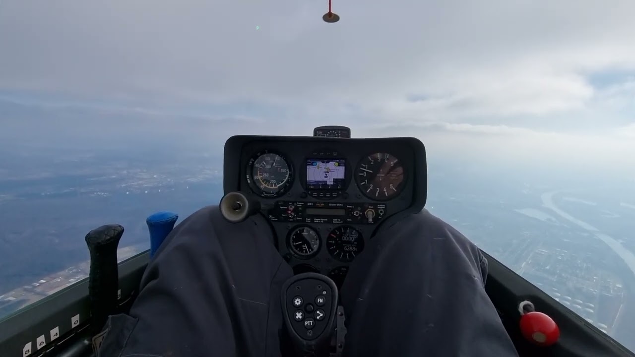 Tragende Linien quer zum Wind...06.03.2022 (DG400)