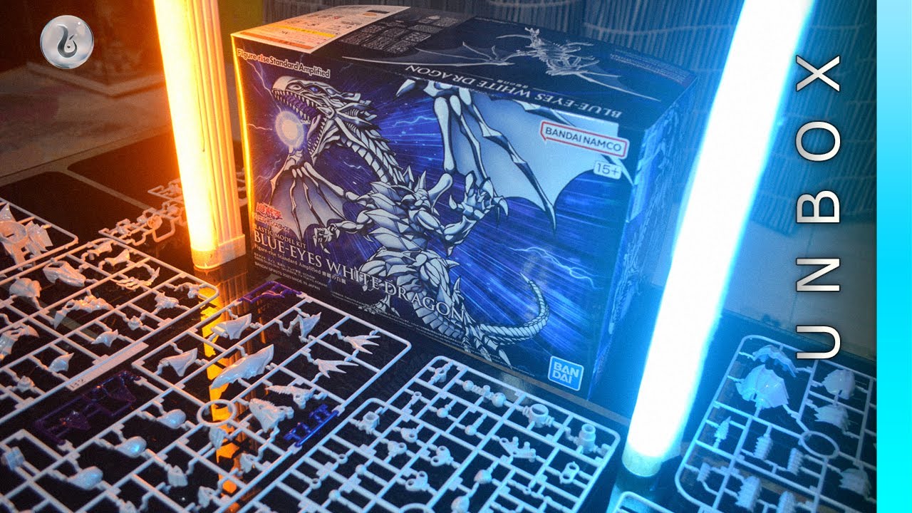 Unboxing Yu-Gi-Oh! Blue-Eyes White Dragon Model Kit | Bandai  Figure-rise Standard Amplified