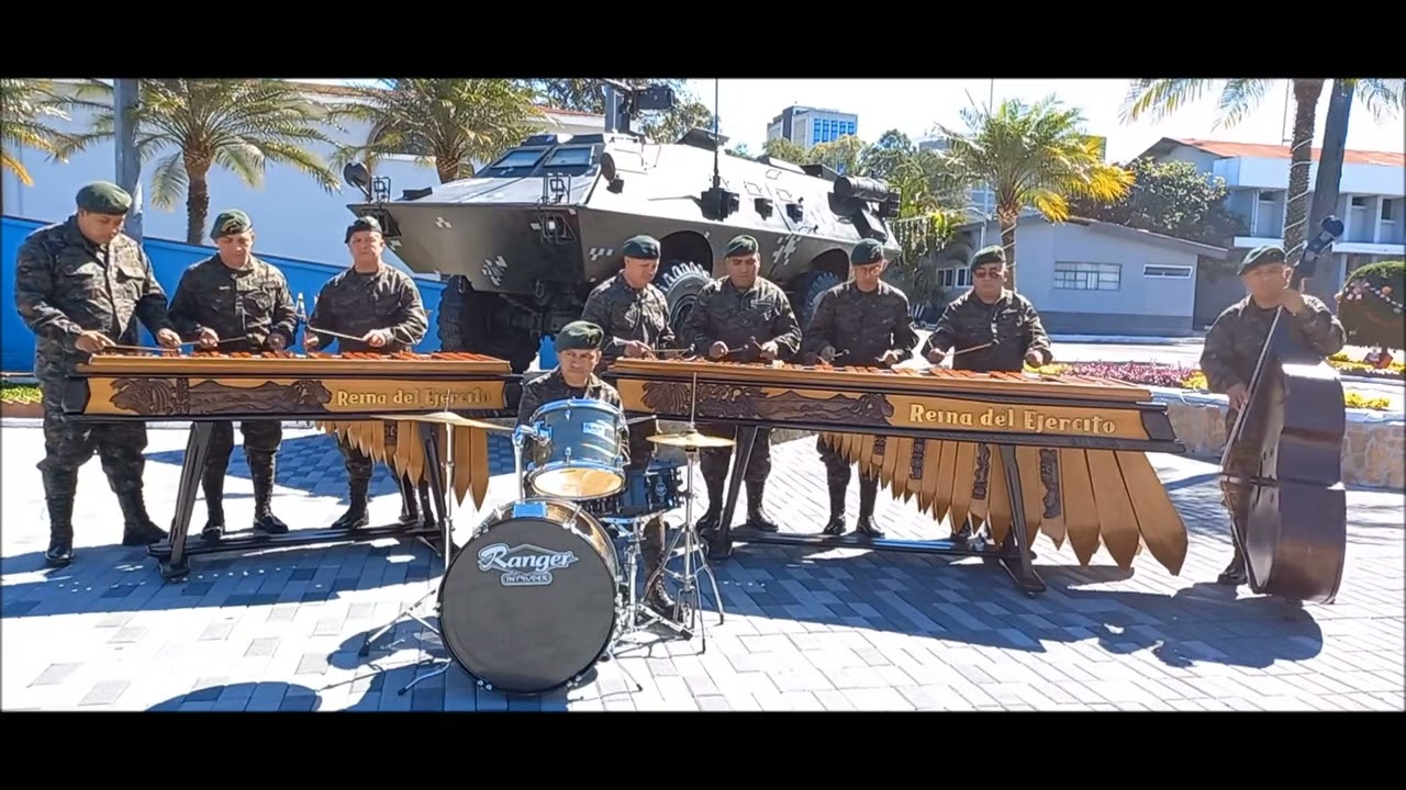 Popurri Navideño - Marimba Reina del Ejercito