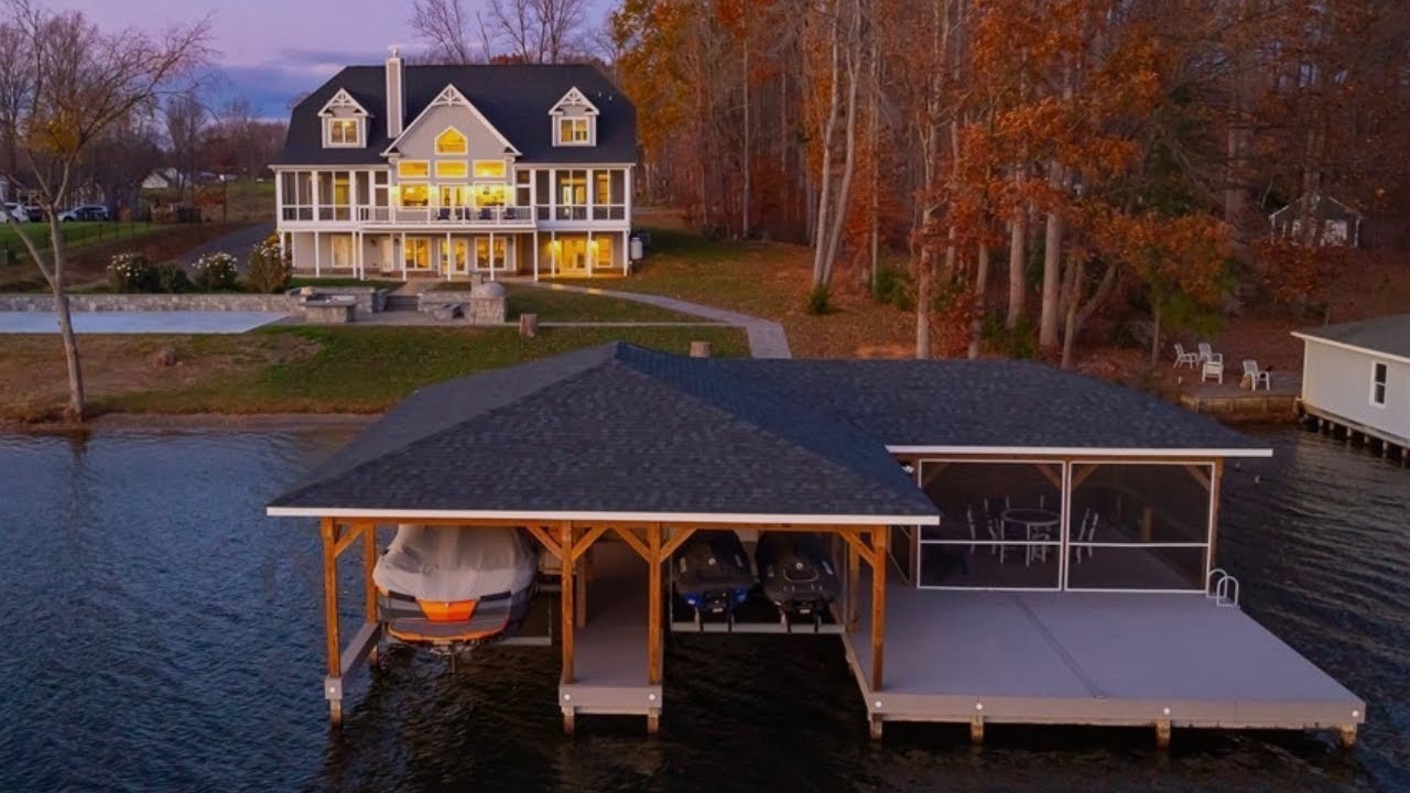 Take a Tour of This Luxury Waterfront Home at Lake Anna!