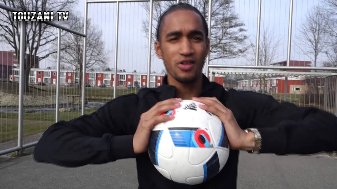 ZIYECH & CABRAL - VOETBAL VLOG #8 ( TOUZANI TV )
