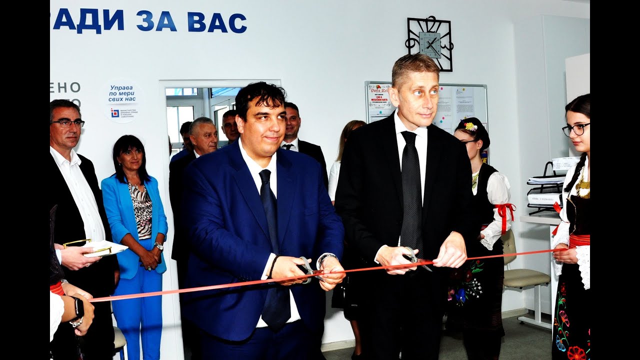 Info - Ministar Aleksandar Martinović posetio Rekovac (TV KCN 07.06.2023)