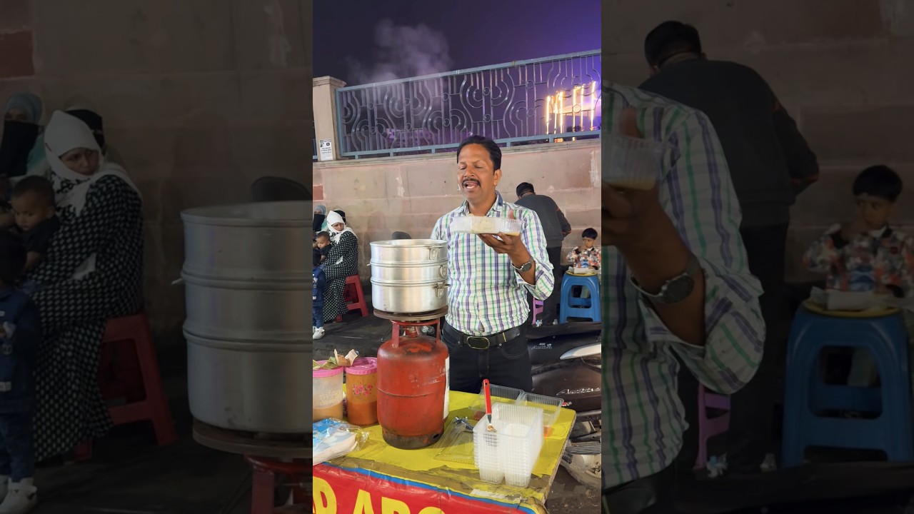 ENGLISH wale MOMO | Chatori Gali  1090 chauraha , LUCKNOW #momos #english #viral #1090chauraha