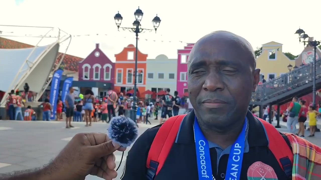 SV Robinhood feestelijk ontvangen in Suriname met Caribbean Concacaf beker