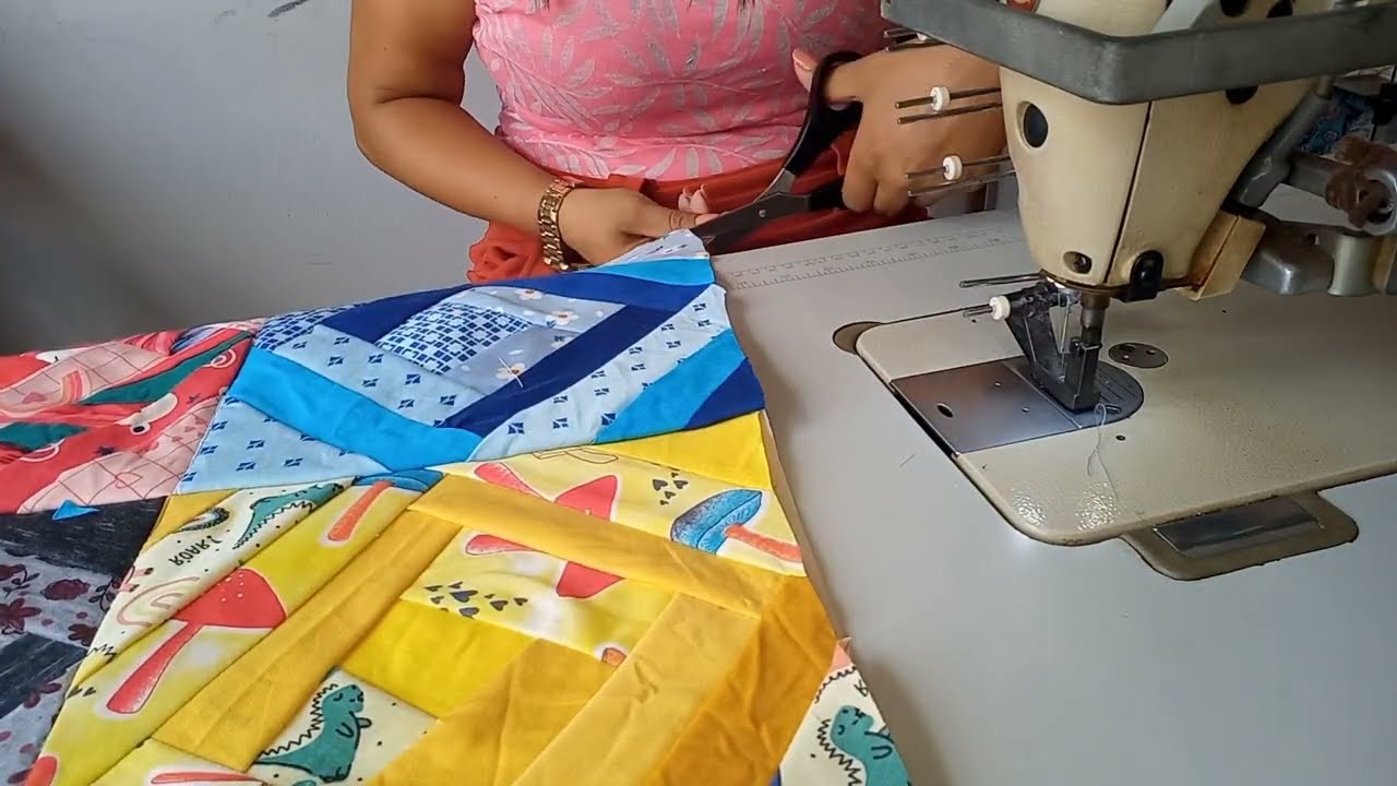 TAPETE DE RETALHOS PEQUENOS. ficou incrível  técnica de crazy.