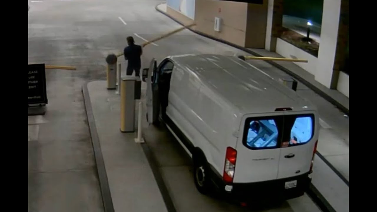Broadway Plaza - S. Broadway Garage Incident (Mon, Sep 30th 2019)