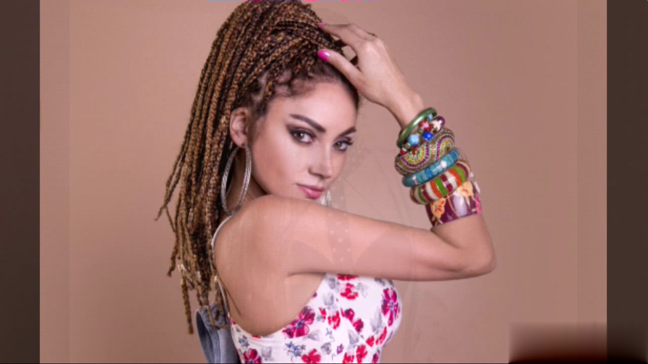 Caro Molina - Selena Mix (En Vivo)
