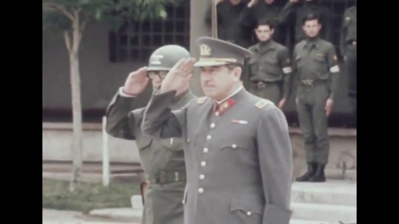 Pinochet dos meses después del pronunciamiento militar Chile 1973(resubido)