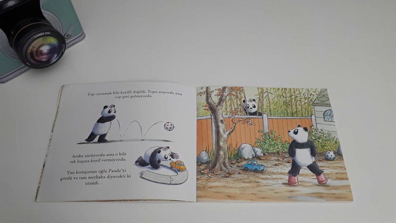 Iki Utangaç Panda