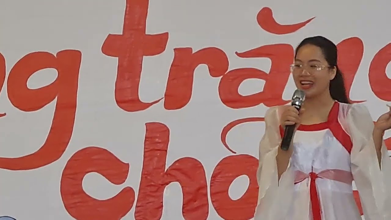 Trung Thu Rộn Ràng  Niềm Vui Tuổi Thơ Bùng Nổ