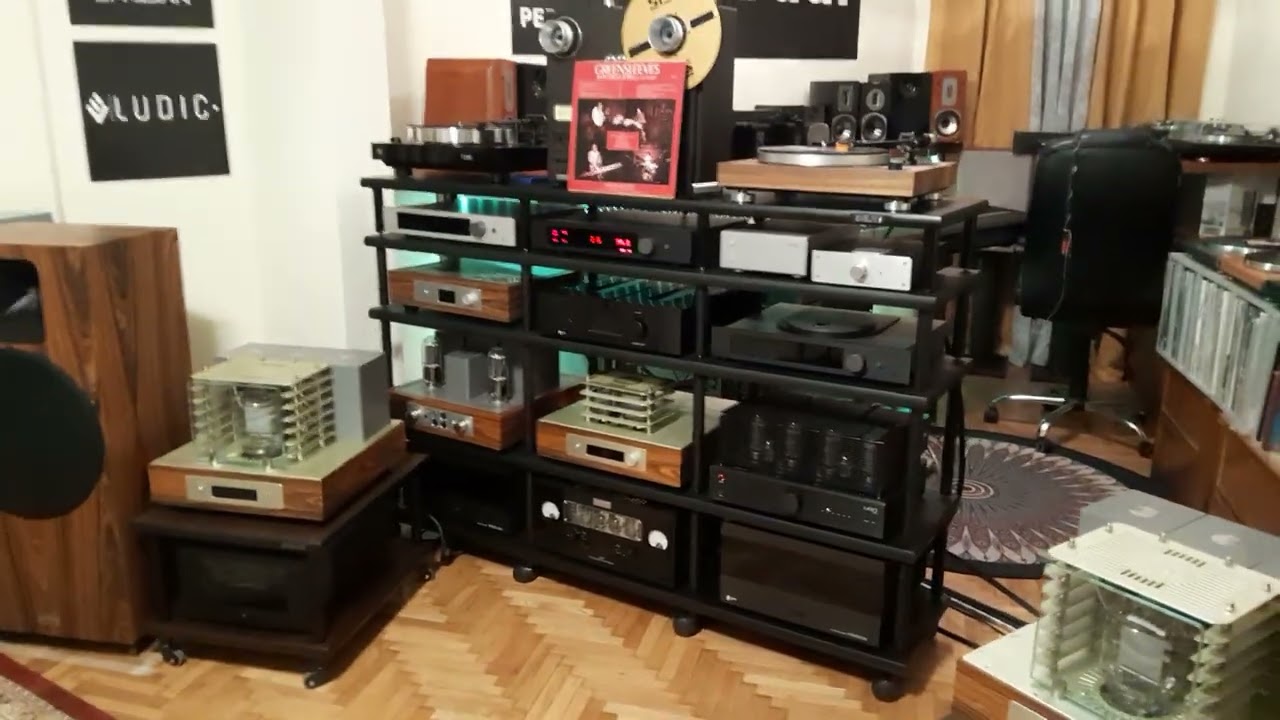 Dual Primus Maximus Direct Drive turntable Thivan Labs EROS9 Anniversary loudspeakers. 
