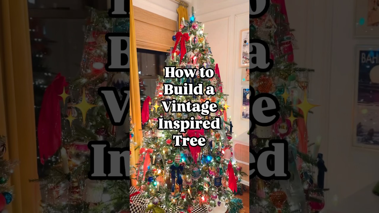 How to Build a Vintage Inspired Christmas Tree #vintagechristmas #colorfulchristmas