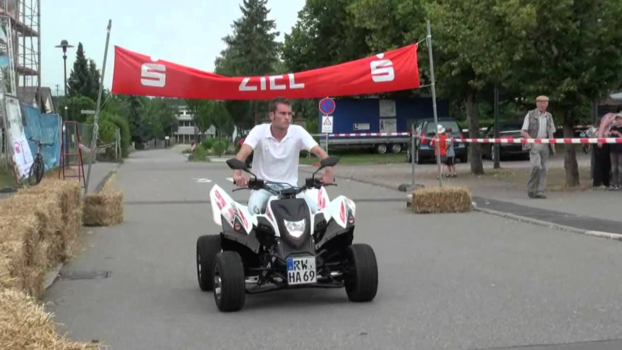 Seifenkistenrennen in Wellendingen 2012.wmv
