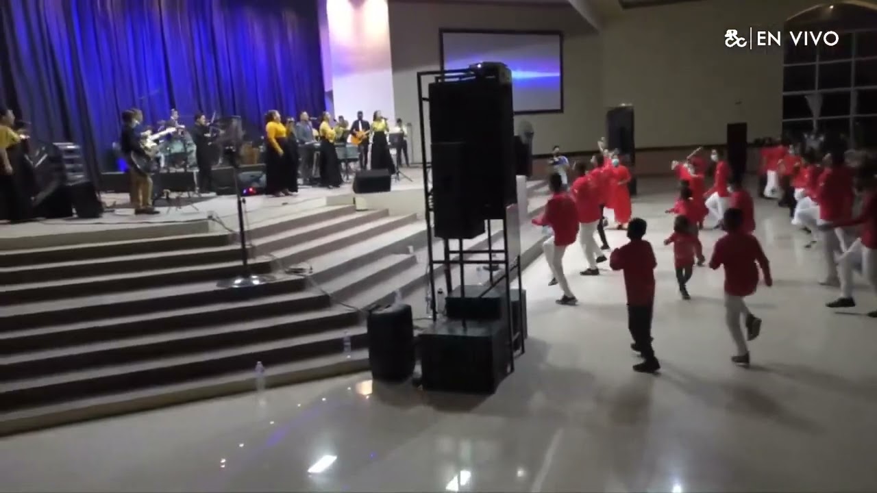 Ya Viene La Recompensa - Mike Fabiel En Vivo